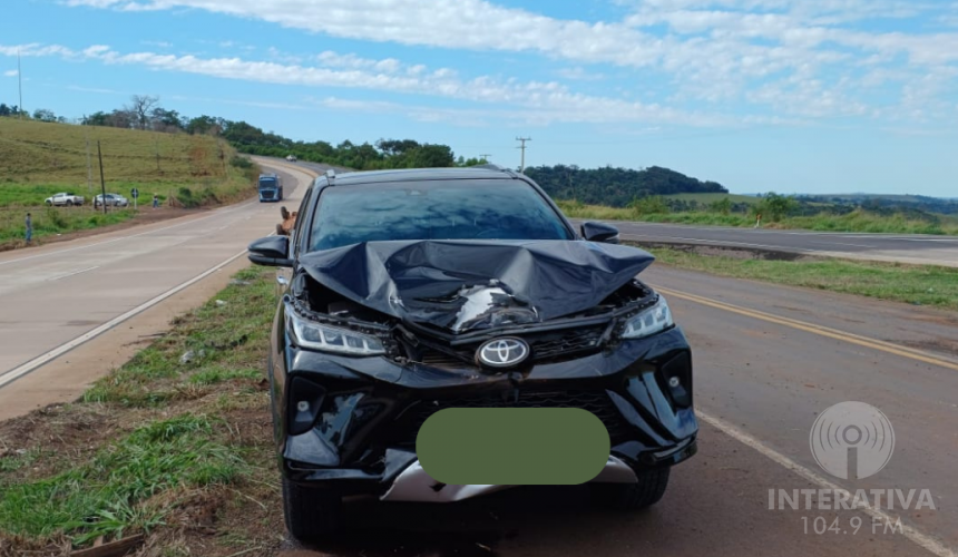 Colisão entre dois veículos na BR-163