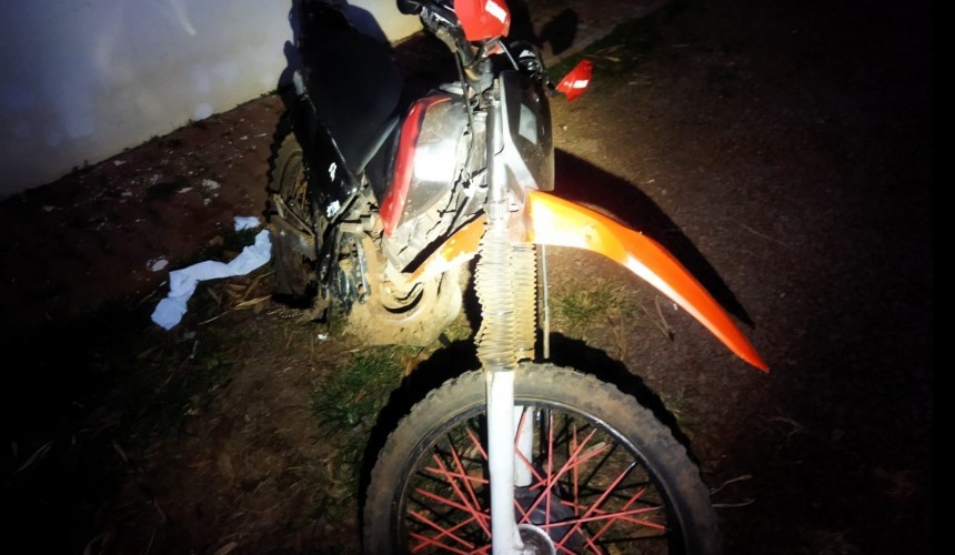 Motocicleta com várias irregularidades é apreendida em Capitão