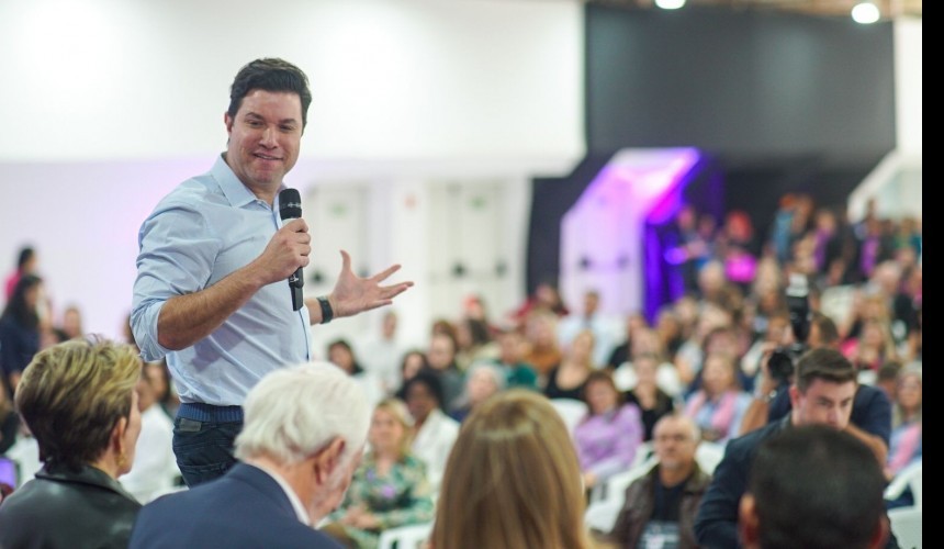 Em entrevista para a Interativa FM, o Secretário de Planejamento do Paraná Guto Silva fala sobre, Pedágio, a privatização da Copel, geração de empregos e outros assuntos
