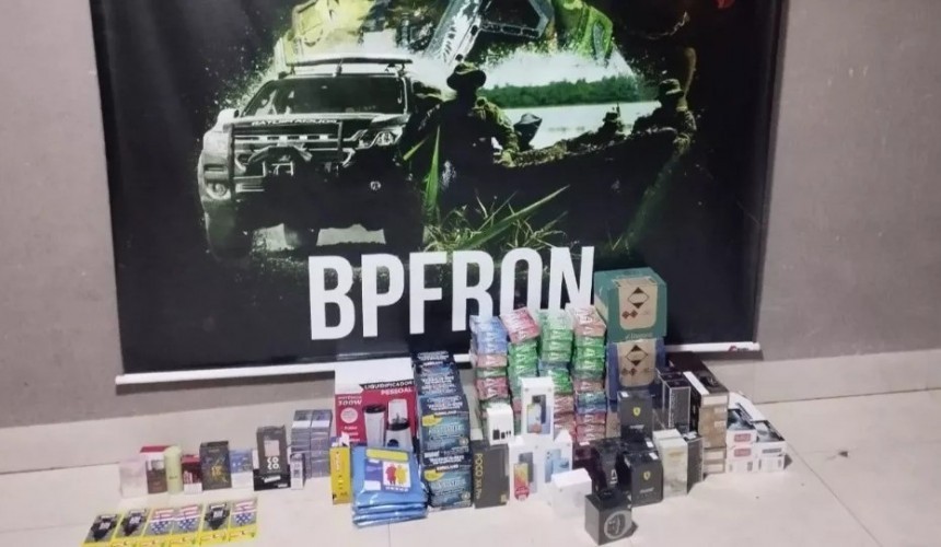 BPFron apreende veículo carregado com mercadorias oriundas do Paraguai