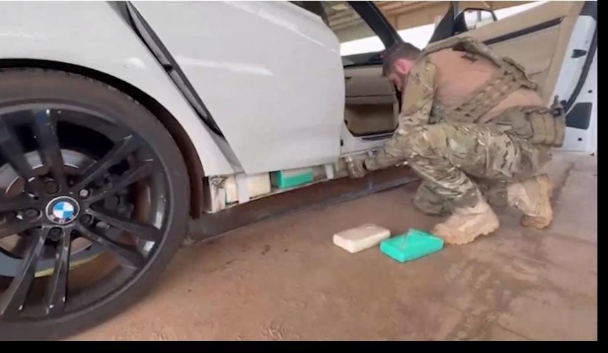 Carga milionária de cocaína transportada em BMW é apreendida pela PRF em Cascavel