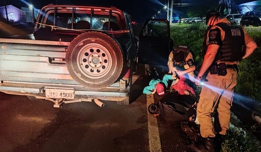 Rotam recupera caminhonete 30 minutos após furto e detém três homens na BR 277 em Cascavel