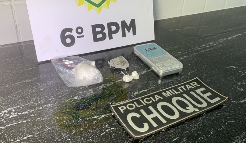 Rapaz é preso com maconha e cocaína em Cascavel