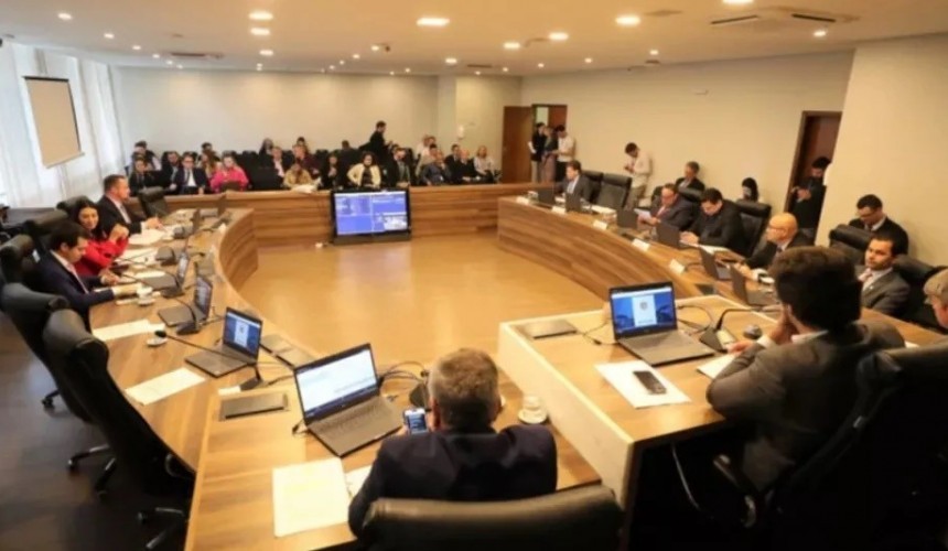 Aprovado projeto que exige ensino superior para ingressar na Polícia Militar e no Corpo de Bombeiros