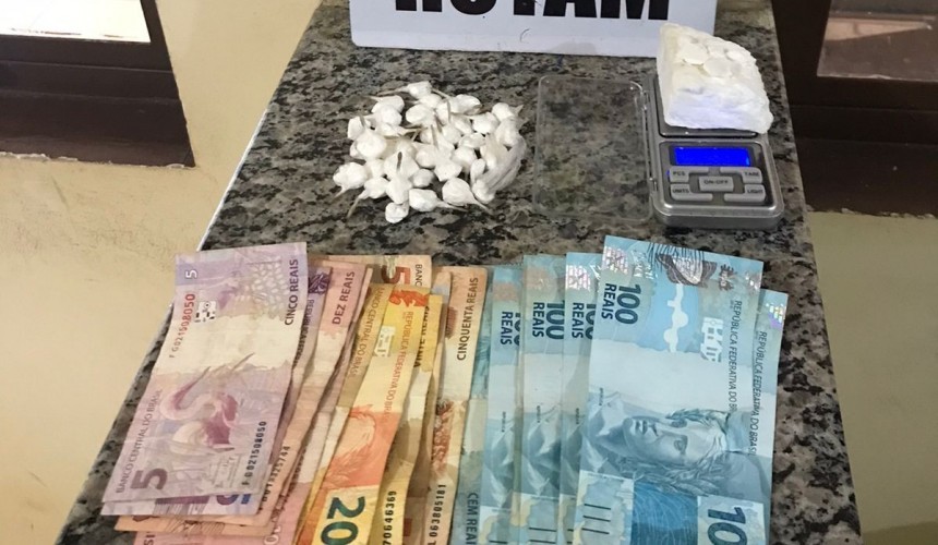 Após denuncias mulher é presa por tráfico de drogas em Boa Vista da Aparecida