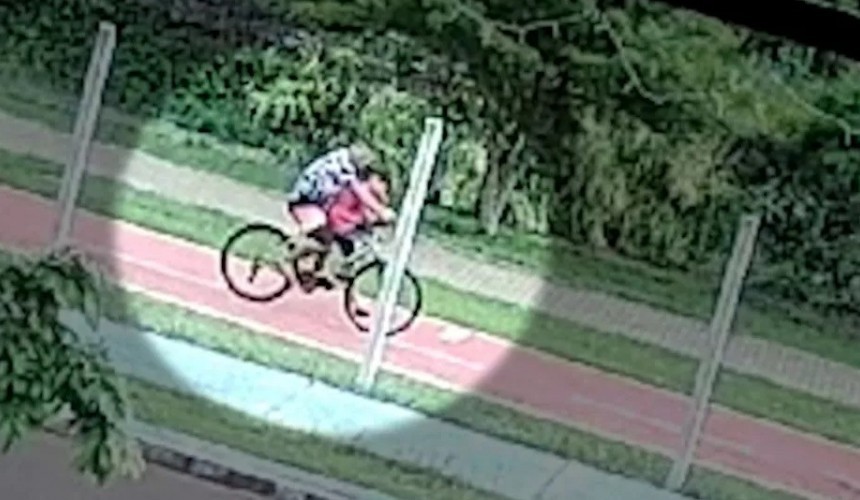 Câmera mostra menino sendo levado por estuprador em Cascavel