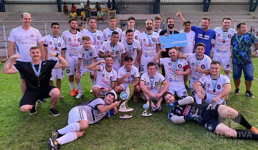 Capitão: C.O.M Bebidas é a grande campeã do Campeonato Municipal de Futebol na categoria titular