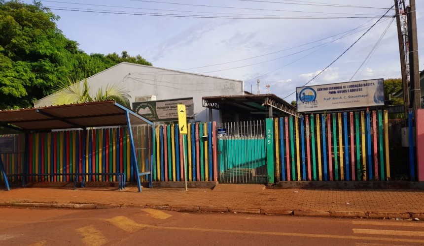Escola Terezinha Machado de Capitão está com matrículas abertas para Educação de Jovens e Adultos