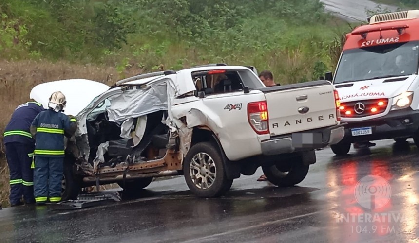 Caminhão perde controle e atinge veiculo na BR-163 em Capitão