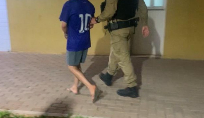 Motivado por ciúmes, jovem mata colega de trabalho a facadas em frigorífico de Matelândia