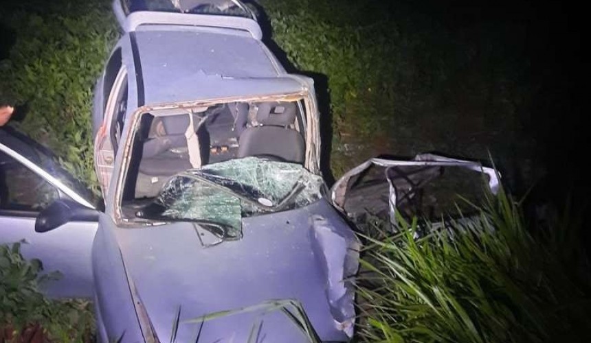 Cinco pessoas ficam feridas em grave acidente na PR-484 em Capitão