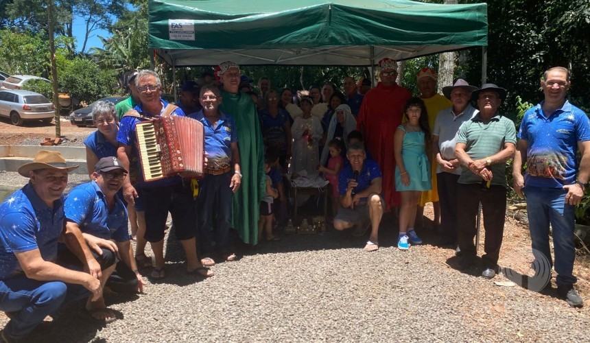 Grupo Folia de Reis realiza programação especial de almoço em Capitão