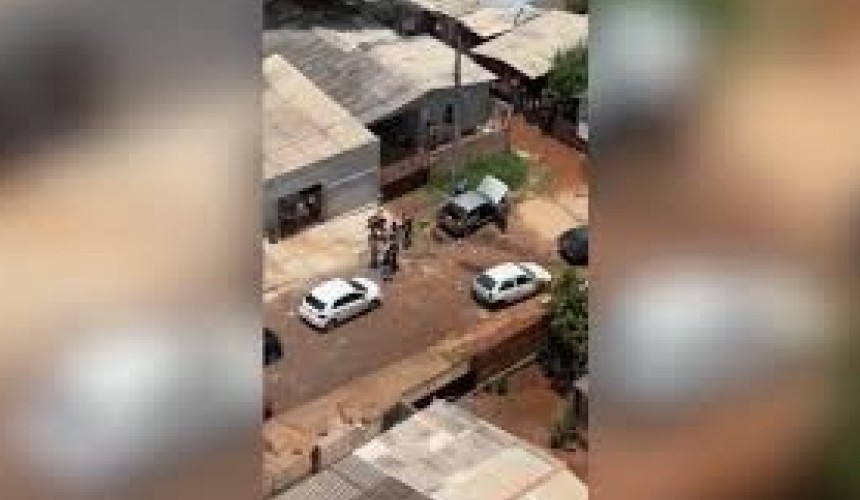 Helicóptero da PM ajuda equipe em terra encontrar carro furtado em Lindoeste