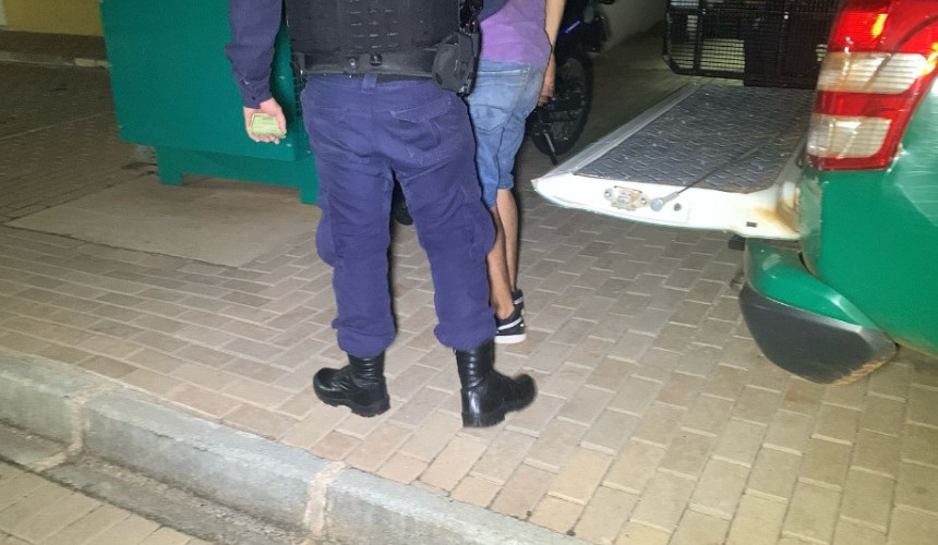 Pai bate no rosto da filha de 9 anos no Centro de Cascavel