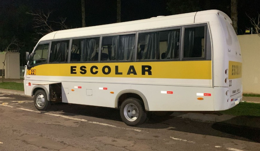Ônibus que presta serviço à Prefeitura de Santa Tereza do Oeste é apreendido