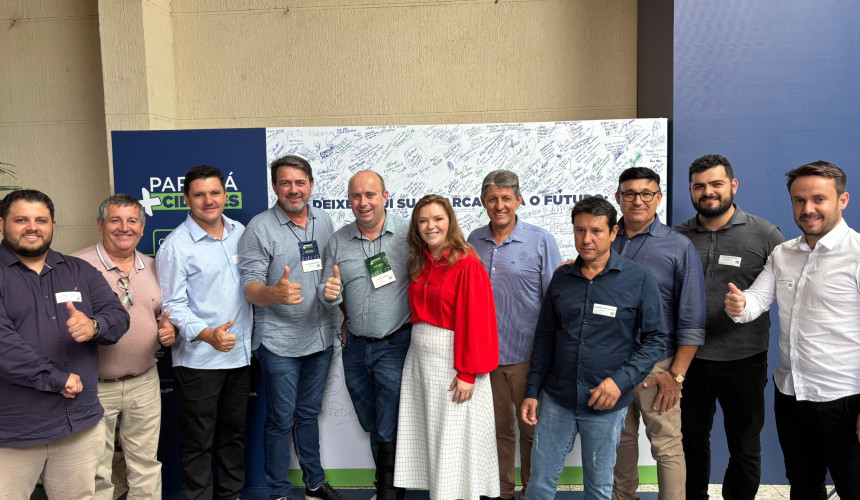 Gestores de Capitão marcam presença no evento Paraná Mais Cidades em Foz