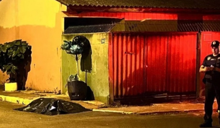 Rapaz com tornozeleira eletrônica é executado com tiro na cabeça em Foz do Iguaçu
