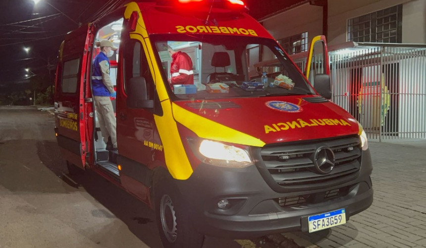 Jovem é agredida pelo pai após negar dar dinheiro a ele em Cascavel