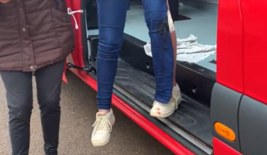 Mulher é esfaqueada pelo ex da amiga em Cascavel