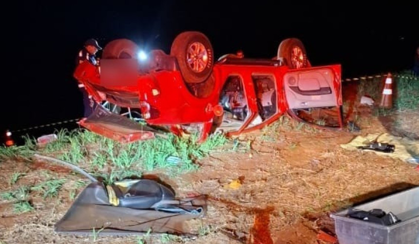 Jovens morrem em acidente com caminhonete na PR-471 em Três Barras do Paraná